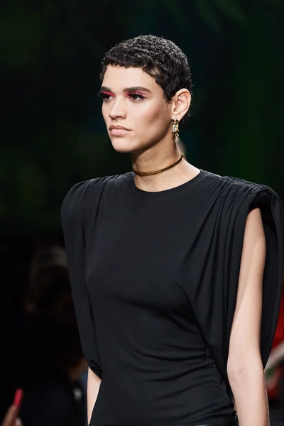 Look 35